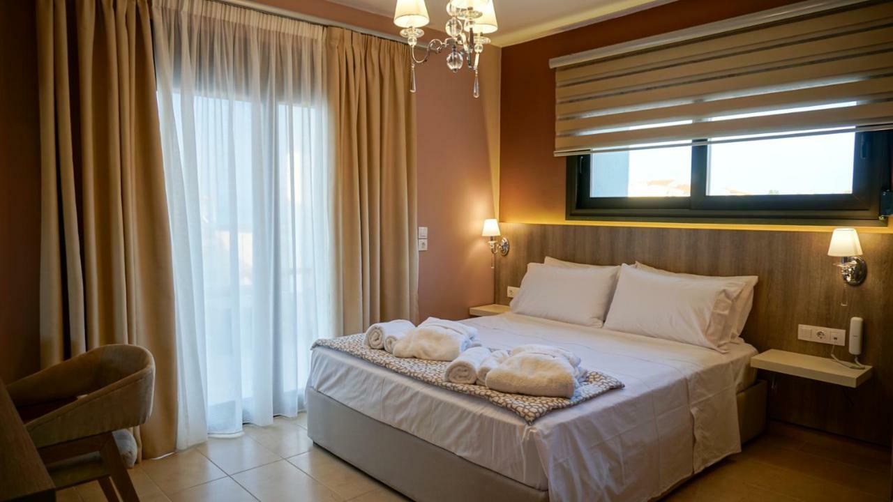 Agnes Deluxe Hotel Pefkochori Exteriör bild