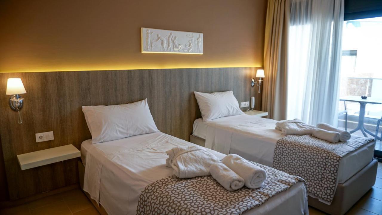 Agnes Deluxe Hotel Pefkochori Exteriör bild